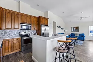 3902 Pirates Beach Ct, Galveston, TX 77554 - Photo 14