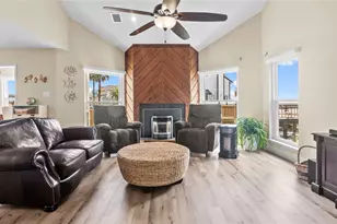1315 23rd St, Dickinson, TX 77539 - Photo 6