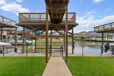 1227 23rd Street, San Leon, TX 77539 - Photo 10