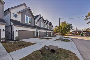 5027 Golden Forest Dr, Houston, TX 77091 - Photo 2