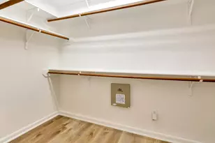 22 Queenscliff Circle, The Woodlands, TX 77382 - Photo 30