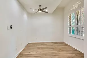 22 Queenscliff Circle, The Woodlands, TX 77382 - Photo 14