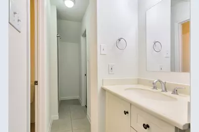 22 Queenscliff Circle, The Woodlands, TX 77382 - Photo 34