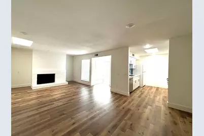 9809 Richmond Avenue #F7, Houston, TX 77042 - Photo 4