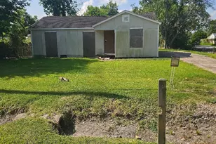 7502 Bywood St, Houston, TX 77028 - Photo 1