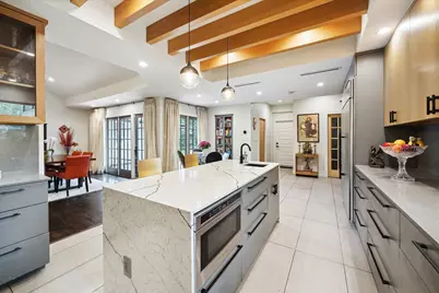 1902 Chimney Rock Road, Houston, TX 77056 - Photo 12