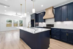 8602 Hoffman St, Houston, TX 77016 - Photo 1