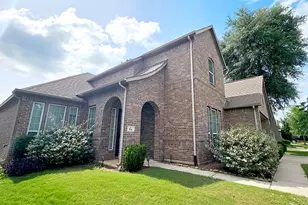 104 Frst Bnd Ct, Clute, TX 77531 - Photo 2