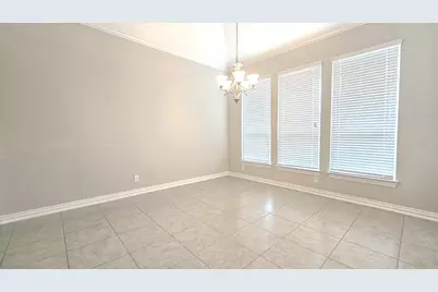 104 Forest Bend Court, Clute, TX 77531 - Photo 14