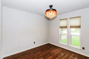 826 Bradwell Dr, Houston, TX 77062 - Photo 6