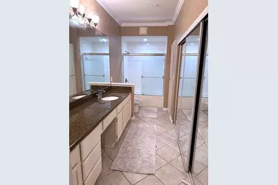 2111 Welch Street #A229, Houston, TX 77019 - Photo 6