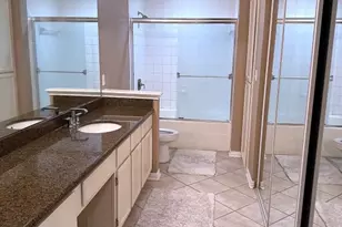 2111 Welch St, Houston, TX 77019 - Photo 6