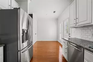 1739 French Village Dr, Houston, TX 77055 - Photo 8