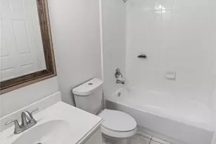 1739 French Village Dr, Houston, TX 77055 - Photo 22