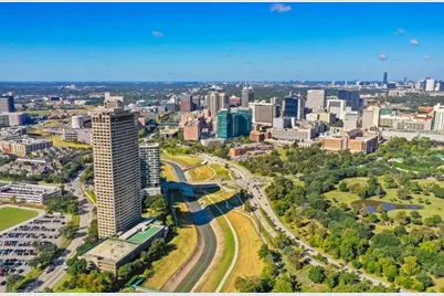 2001 Holcombe Boulevard #404, Houston, TX 77030 - Photo 2