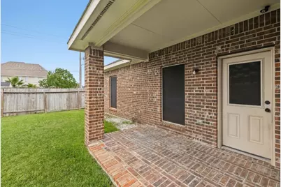 8227 Shady Grove, Baytown, TX 77523 - Photo 32