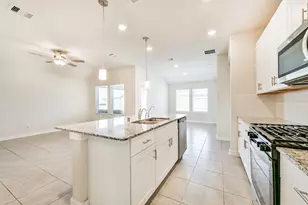 10406 Hermann Trace, Texas City, TX 77591 - Photo 6