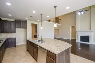 3923 Birch Vale Ln, Sugar Land, TX 77479 - Photo 16