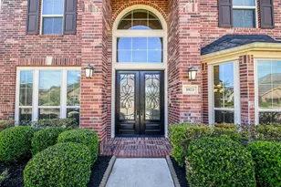 3923 Birch Vale Ln, Sugar Land, TX 77479 - Photo 2