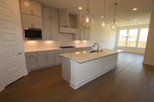 19703 Centennial Pk Ln, Cypress, TX 77433 - Photo 4