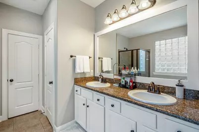 63 Panterra Way, The Woodlands, TX 77382 - Photo 24