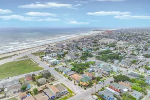 1127 Avenue M, Galveston, TX 77550 - Photo 46