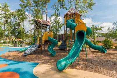 140 Red Cascade Court, Willis, TX 77318 - Photo 20