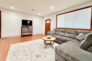 3709 Beaumont, Liberty, TX 77575 - Photo 10