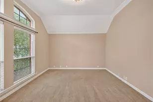 14326 Manorbier Ln, Sugar Land, TX 77498 - Photo 4