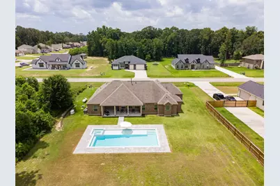 2018 Road 660, Dayton, TX 77535 - Photo 2