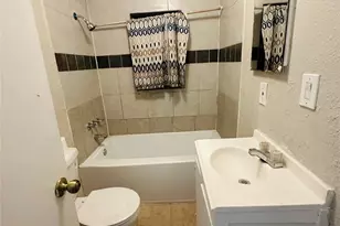 4410 Galesburg St, Houston, TX 77051 - Photo 6