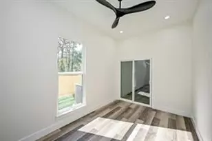 21614 Lee Rd, Humble, TX 77338 - Photo 8