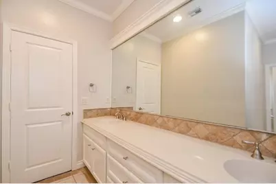7626 E Jordan Cove, Houston, TX 77055 - Photo 20