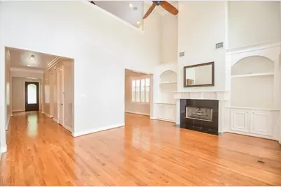 7626 E Jordan Cove, Houston, TX 77055 - Photo 1