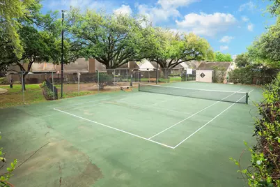 13794 Hollowgreen Drive #303, Houston, TX 77082 - Photo 32