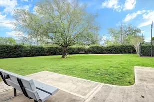 13794 Hollowgreen Dr, Houston, TX 77082 - Photo 28