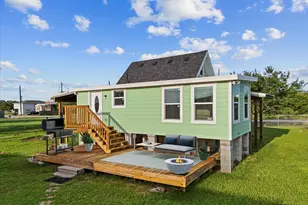 246 18th St, San Leon, TX 77539 - Photo 4