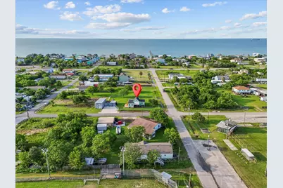 246 18th Street, San Leon, TX 77539 - Photo 2