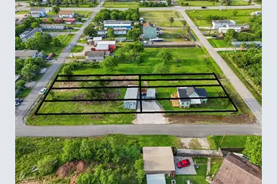 246 18th Street, San Leon, TX 77539 - Photo 1