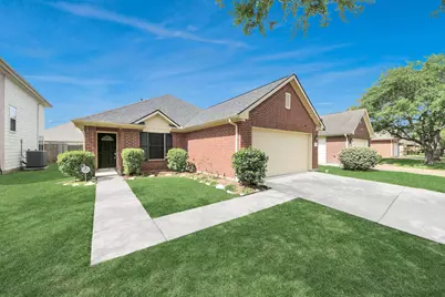 2315 Cardinal Elm Street, Fresno, TX 77545 - Photo 2