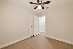 9527 Vanwood St, Houston, TX 77040 - Photo 22