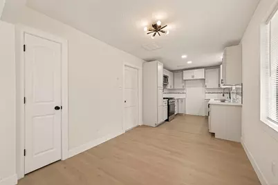 9527 Vanwood Street, Houston, TX 77040 - Photo 8