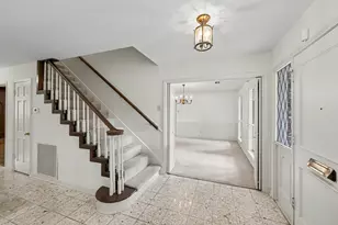 103 Beaver Tail Point, Houston, TX 77024 - Photo 2