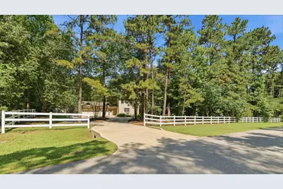 39 Creek Forest Lane, Conroe, TX 77384 - Photo 2