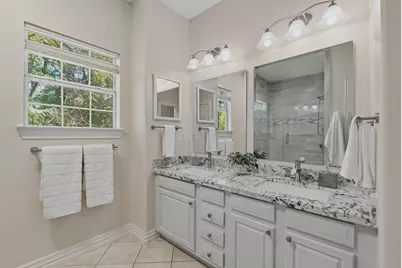 39 Creek Forest Lane, Conroe, TX 77384 - Photo 36