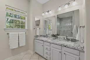 39 Creek Forest Ln, Conroe, TX 77384 - Photo 36