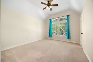 2010 Briarchester Dr, Katy, TX 77450 - Photo 32