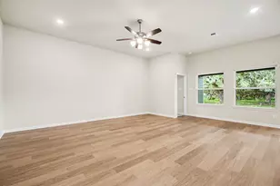 16 Cattle Dr, Bay City, TX 77414 - Photo 8