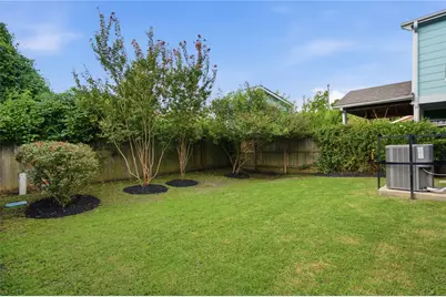 910 Hillstar Street, Houston, TX 77009 - Photo 22