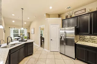 16707 Lavon Lake Lane, Houston, TX 77044 - Photo 12